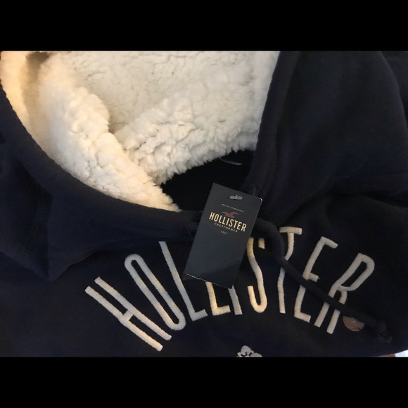 New Hollister navy blue sherpa popover hoodie - Picture 1 of 2